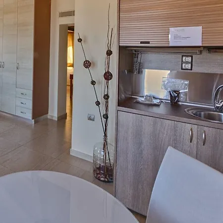 Hotel Petani Bay - Adults Only Vovikes