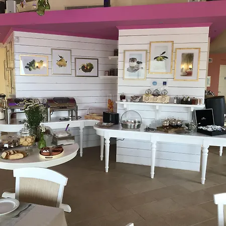 Отель Petani Bay - Adults Only