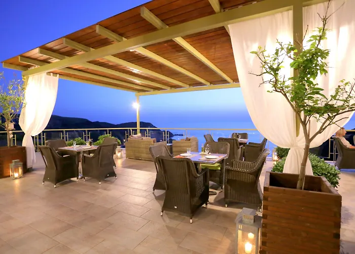 Hotel Petani Bay - Adults Only Vóvikes